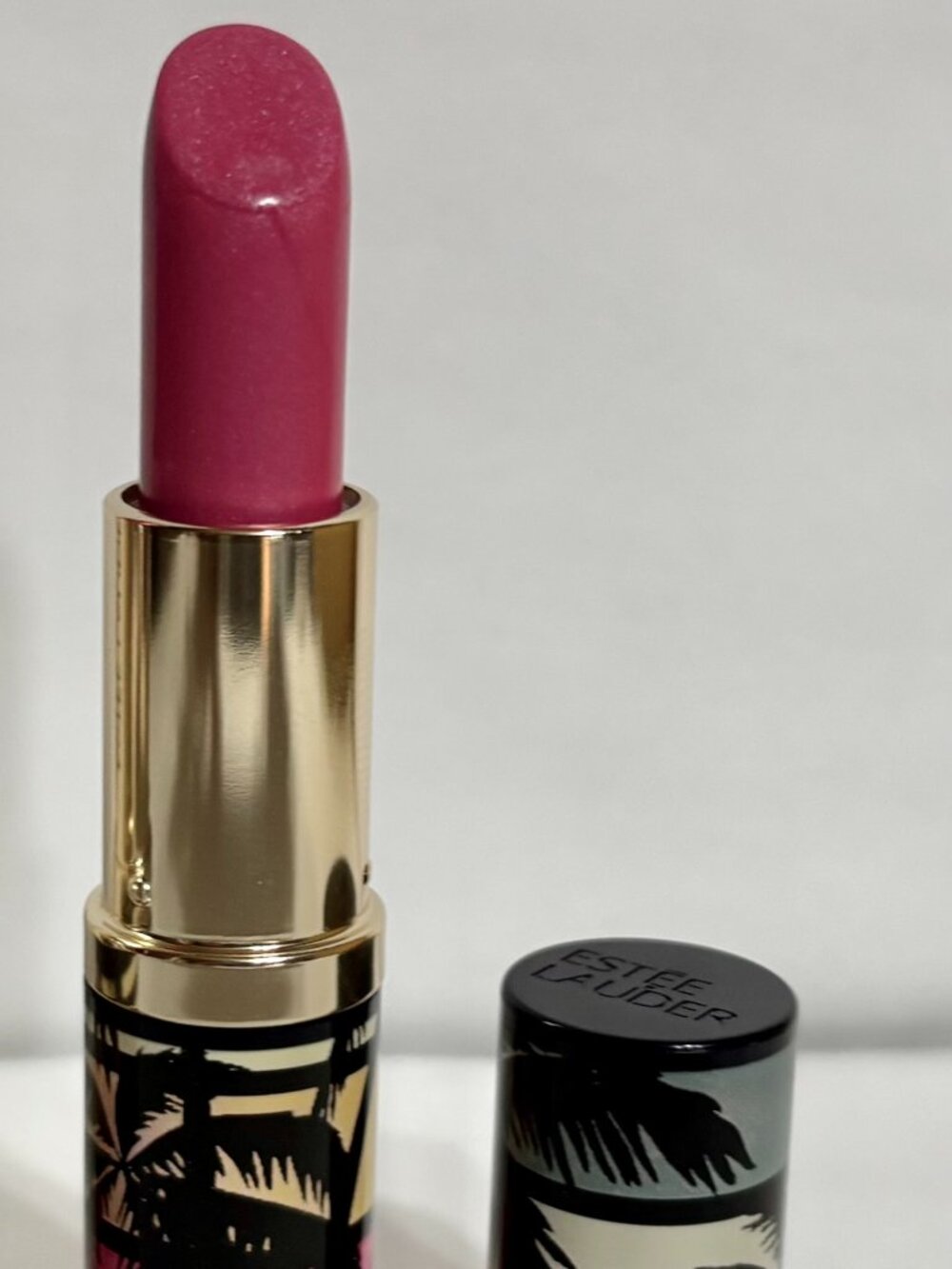 Estee  Lauder Pure Color Envy Lipstick  223 CANDY New